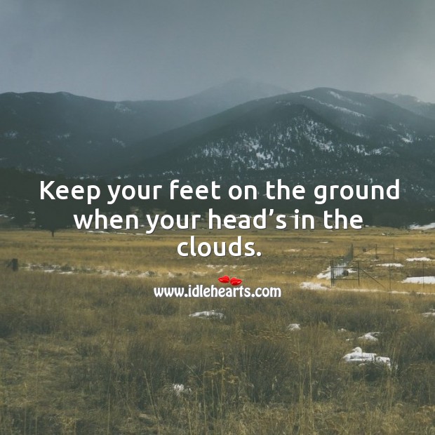 keep your feet on the ground, when your head's in the clouds” • paramore ☁️  • /Tradução: Mantenha os pés no chão, quando sua cabeç…