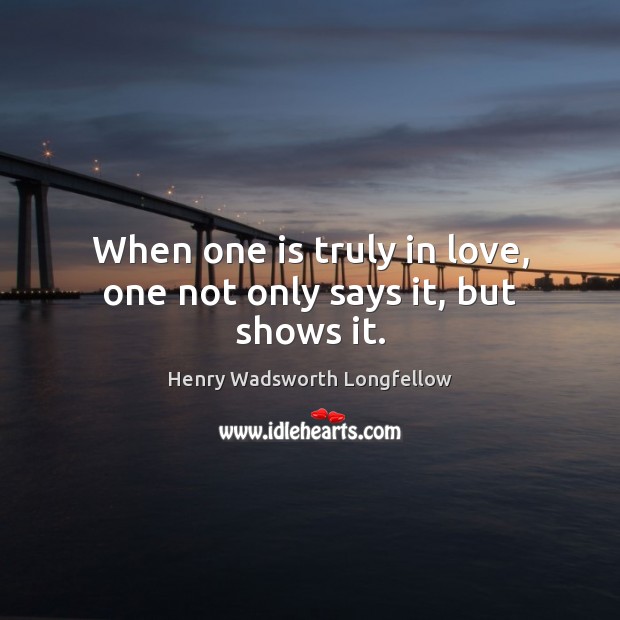 When one is truly in love, one not only says it, but shows it. Image